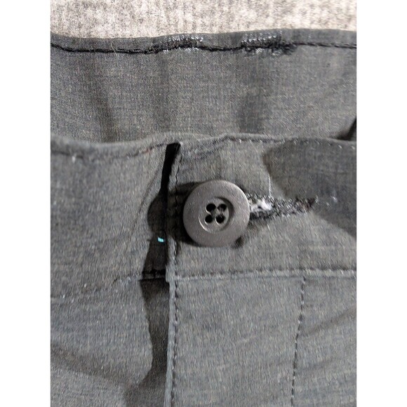 Academy Mens Grey and Black Shorts Zipper Pocket Detail Size 32 Casual, Travel - Picture 3 of 16